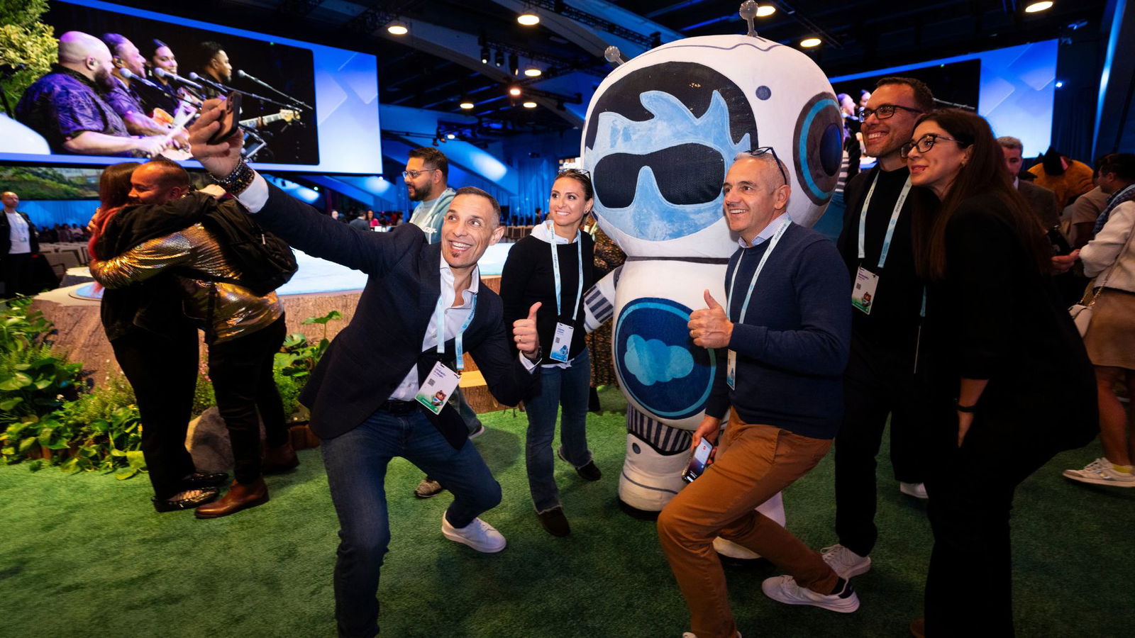 Salesforce deepens ties with OpenAI to bring enterprise data into ChatGPT